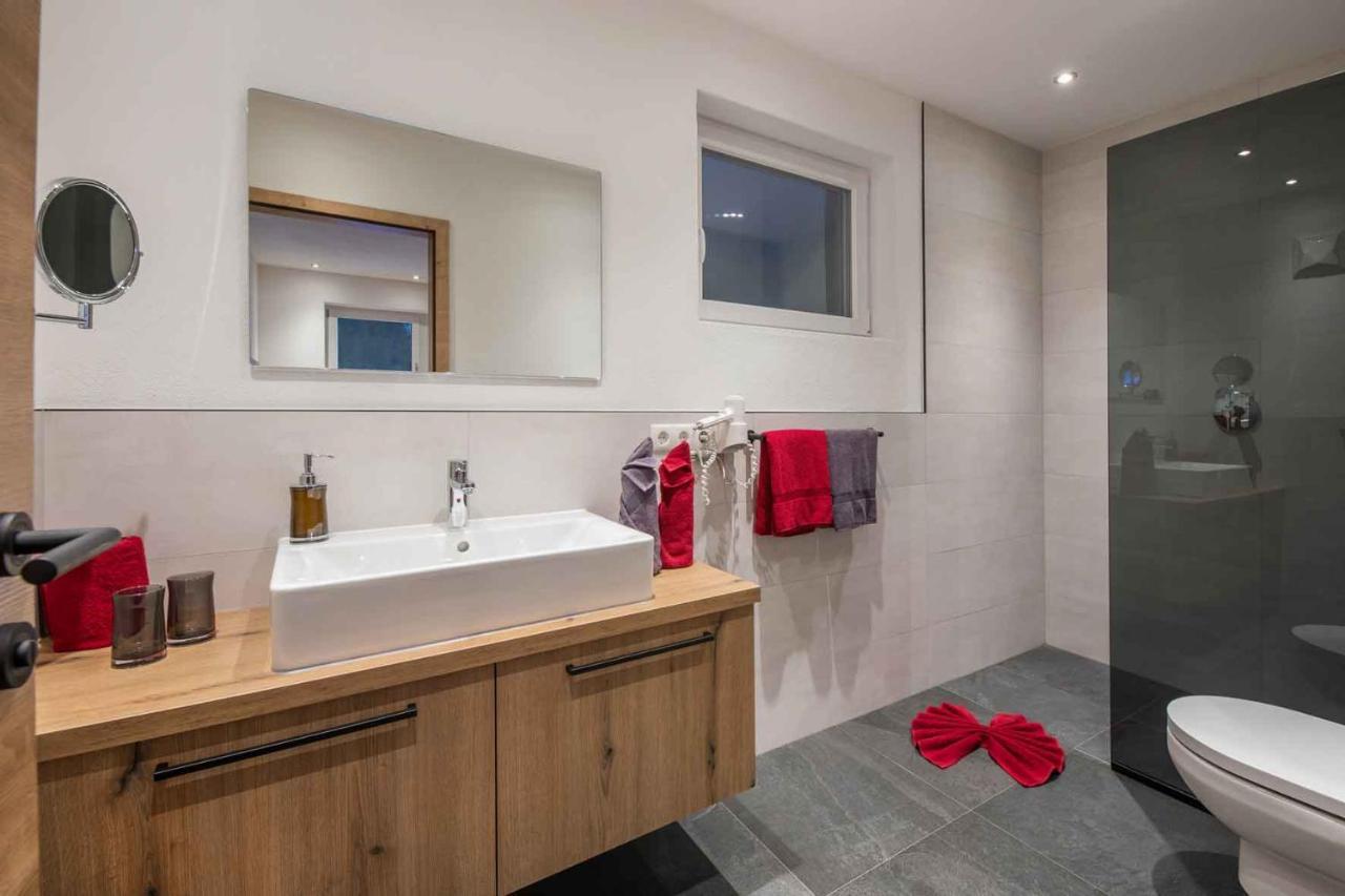 Freiraum Appartements ノイシュティフト・イム・シュトゥーバイタール エクステリア 写真
